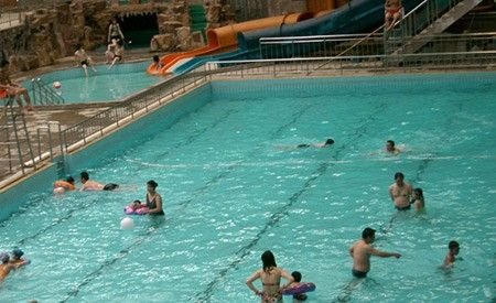 夏季游泳谨防这五种疾病 尤其要引起女性重视